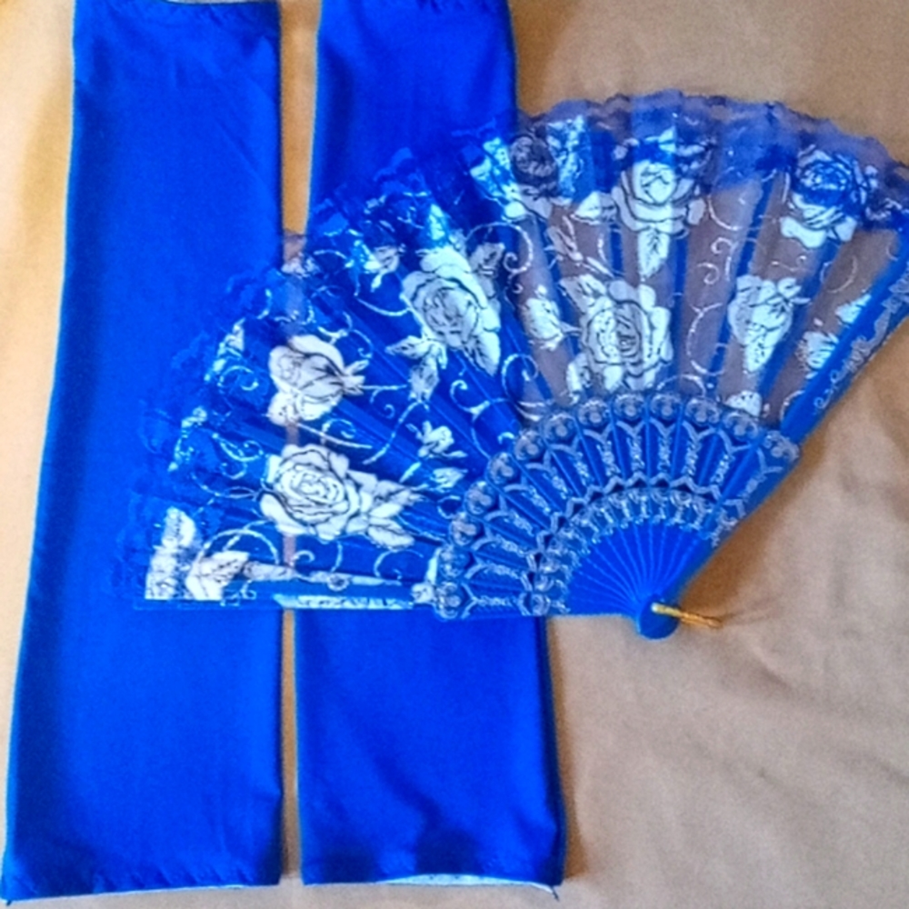 Lace Fan Set - Picture 2 of 5